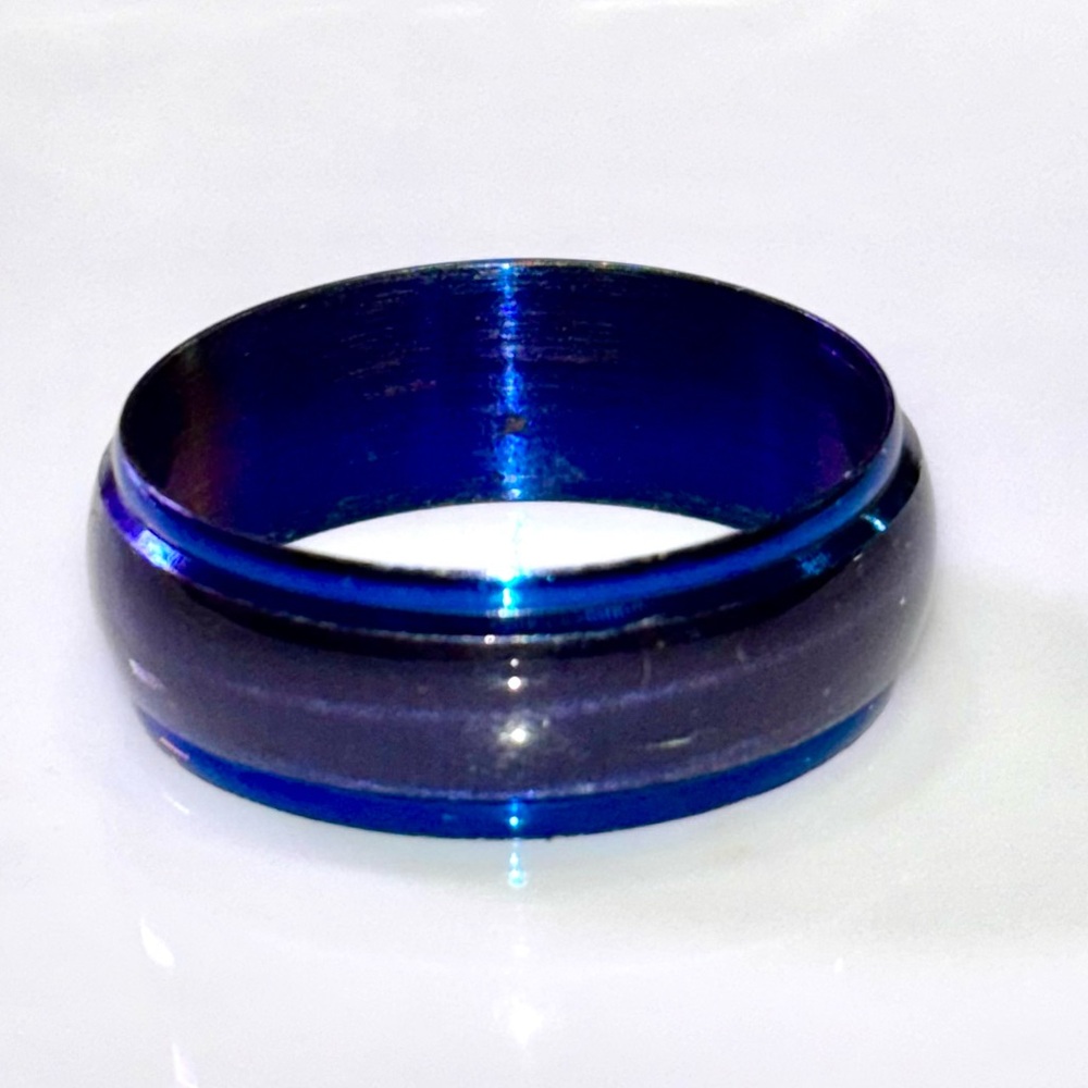 Light Weight (?Aluminum) Royal Blue Men’s Fashion Band Ring Sz 11 1/2